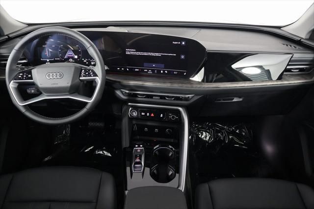 Thumbnail: 2025 Audi Q5 - 4