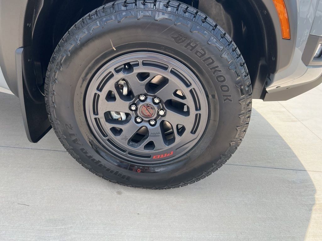 2025 Boulder Gray Pearl Nissan Frontier PRO-4X 4X4 Truck