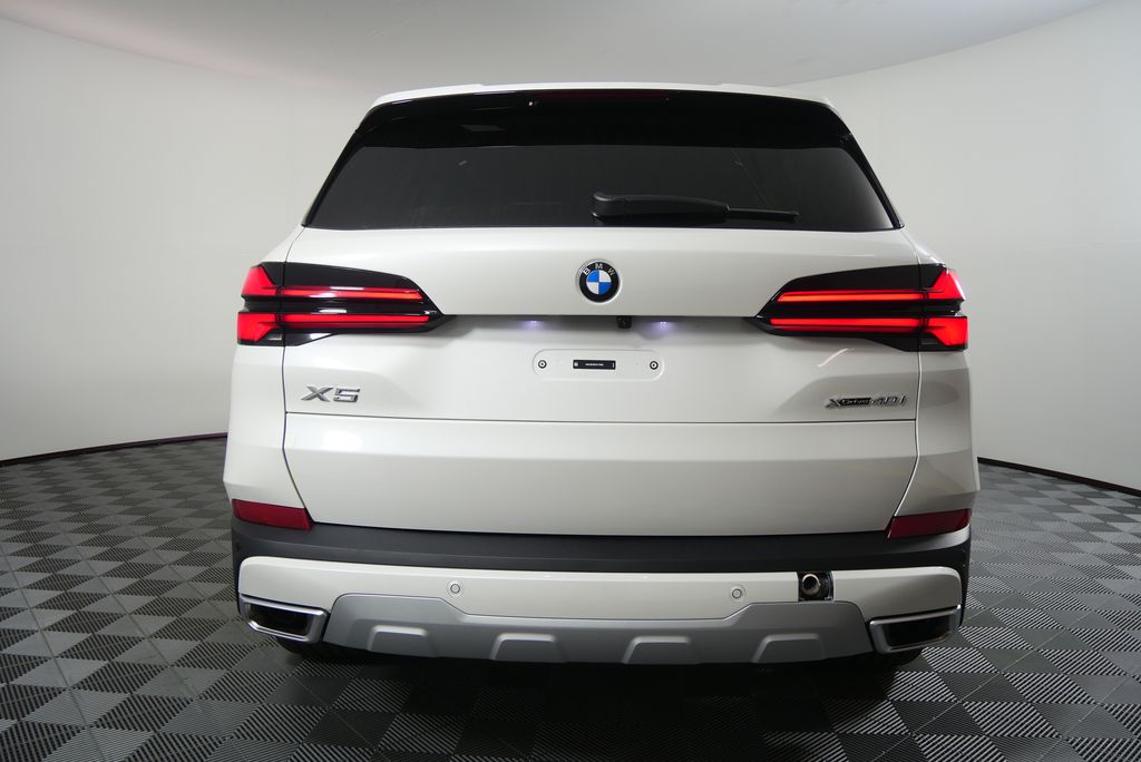 Thumbnail: 2026 BMW X5 - 4