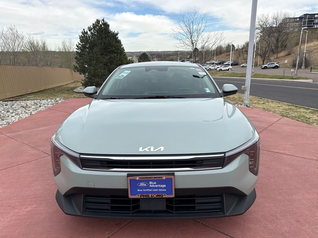 2025 Kia K4 LXS FWD