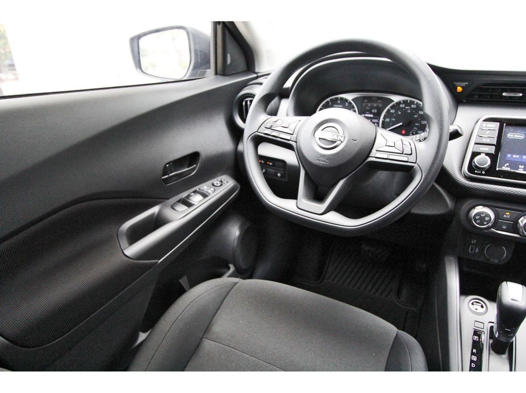2025 Nissan Kicks Play S - 7