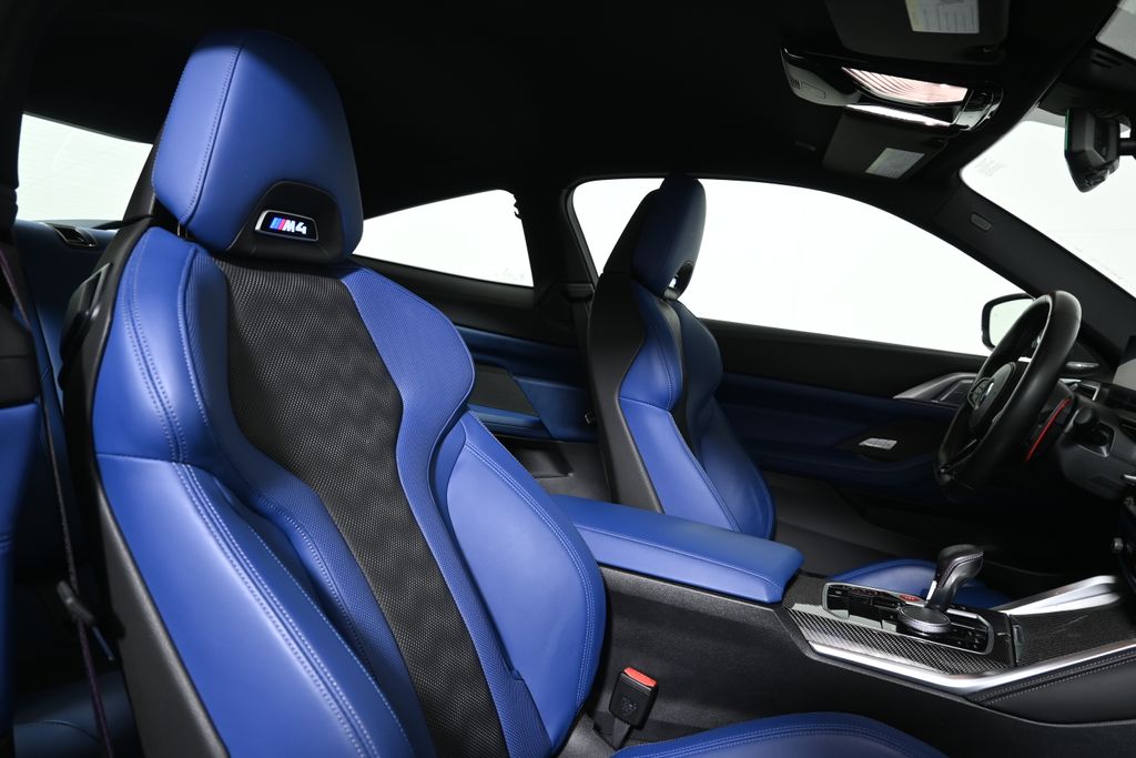 Thumbnail: 2025 BMW M4 - 32