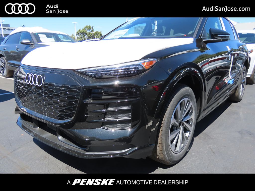 Thumbnail: 2025 Audi Q6 e-tron - 1