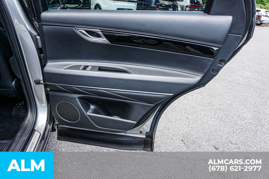 Used 2025 Silver Genesis 2.5T image 58