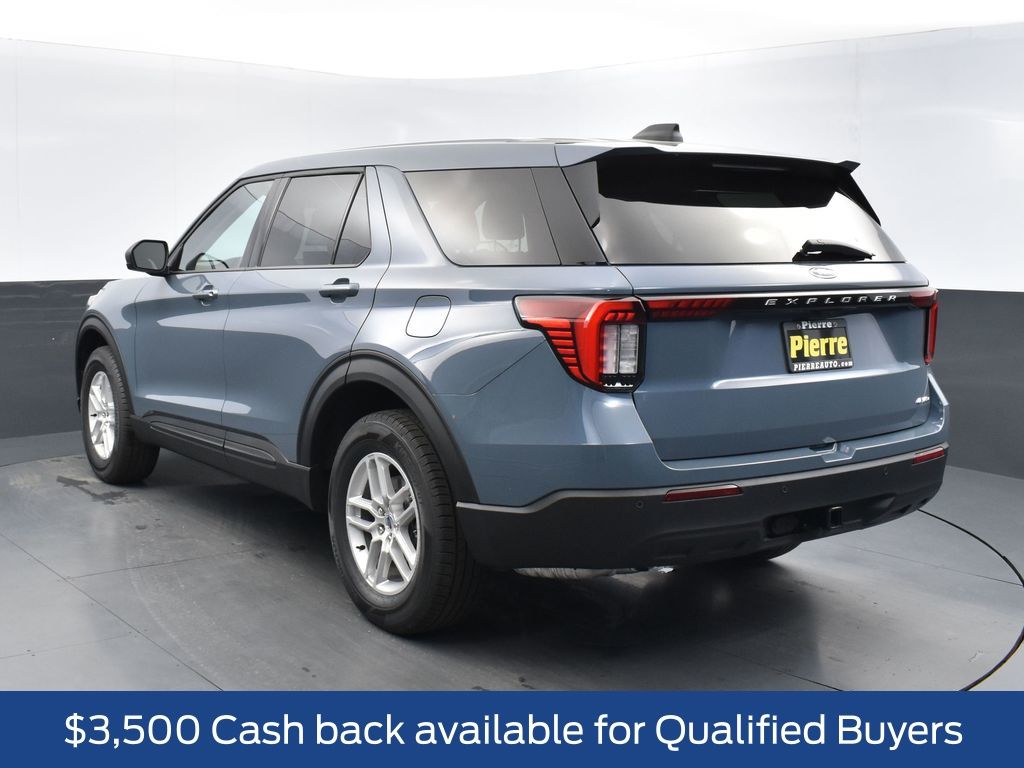 View vehicle photo 7