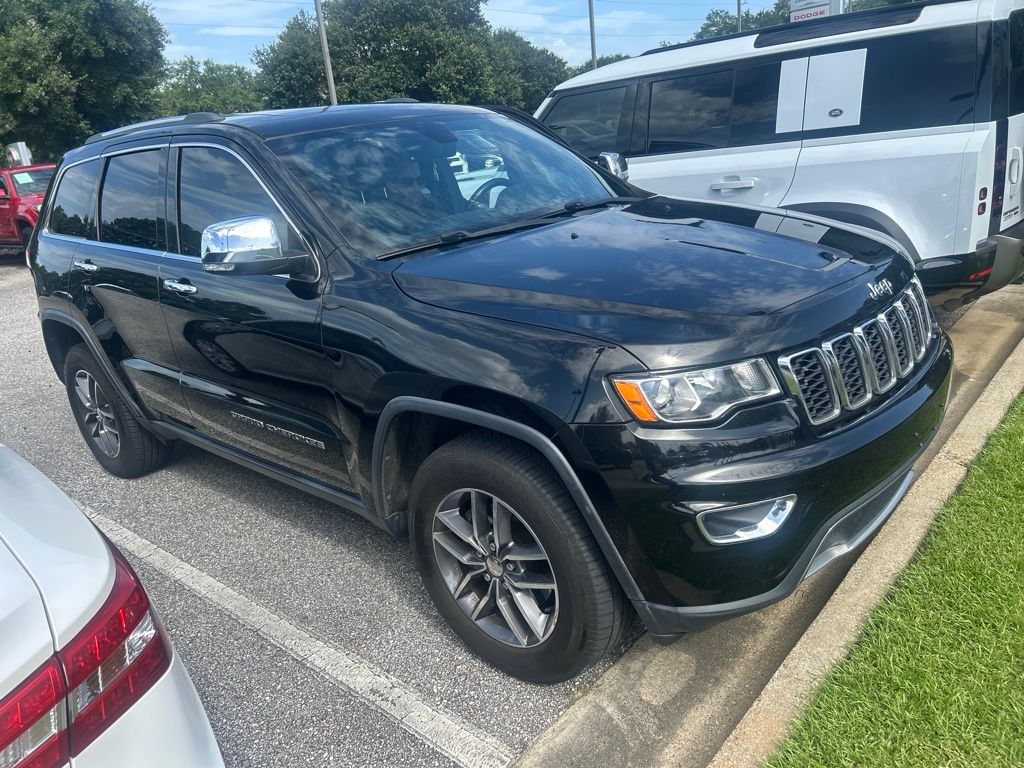 Diamond Black Crystal Pearlcoat 2017 Jeep Grand Cherokee SUV / Crossover Four-Wheel Drive 8-Speed Automatic