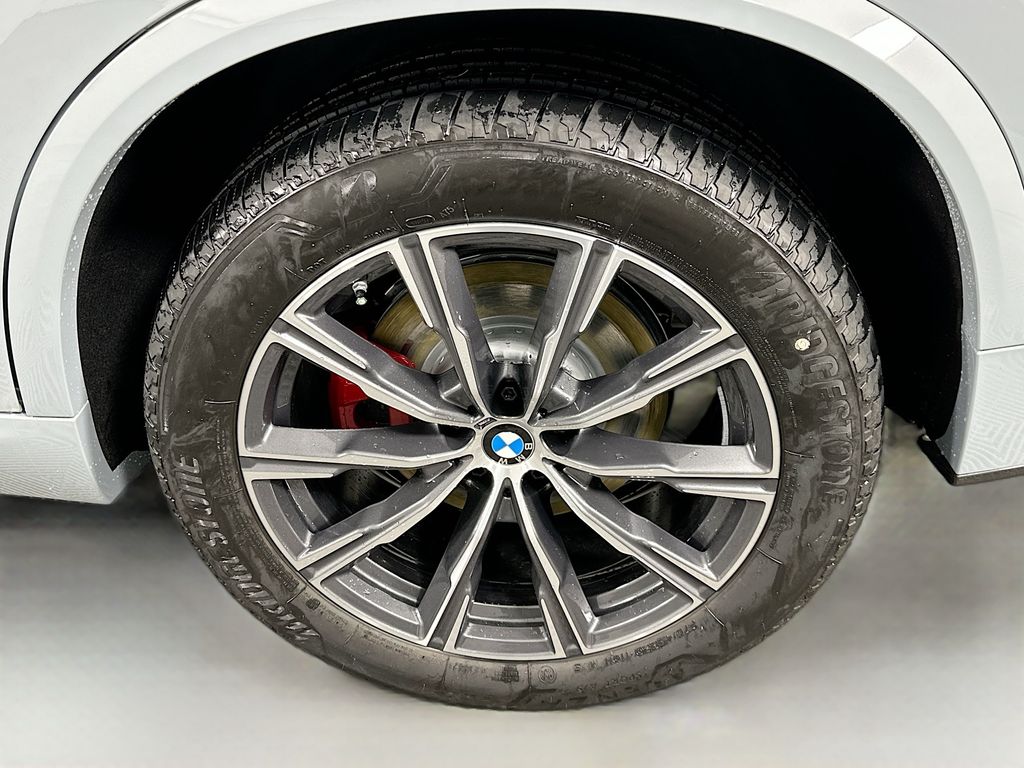 Thumbnail: 2026 BMW X5 - 23