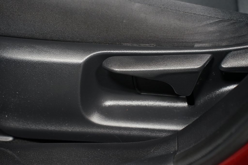 Thumbnail: 2022 Toyota Corolla - 29