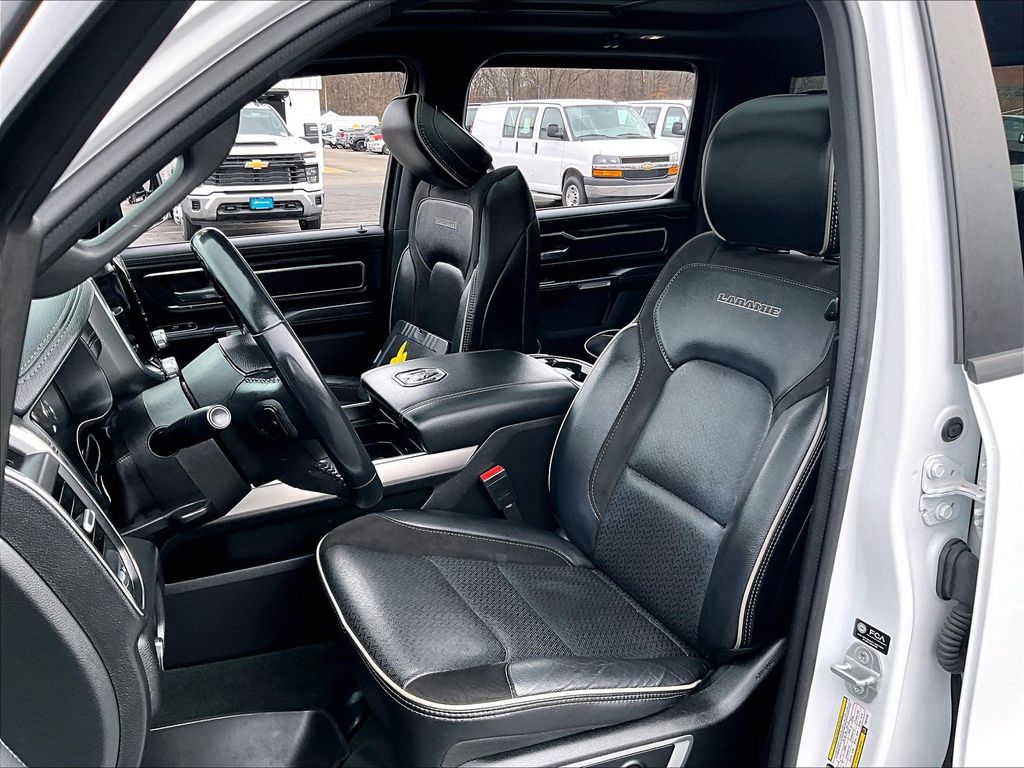 2023 Ram 1500 — photo 10