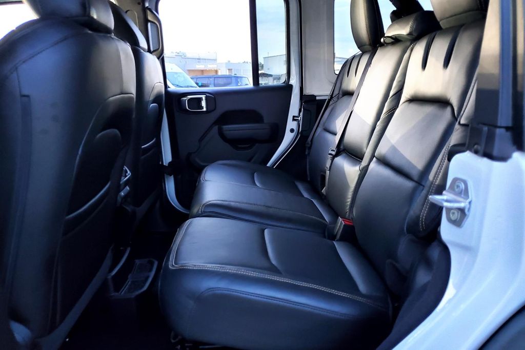 2025 Jeep Wrangler 4xe Willys 4XE - Photo 17