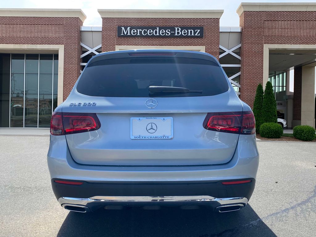 2022 Mercedes-Benz GLC 300 6