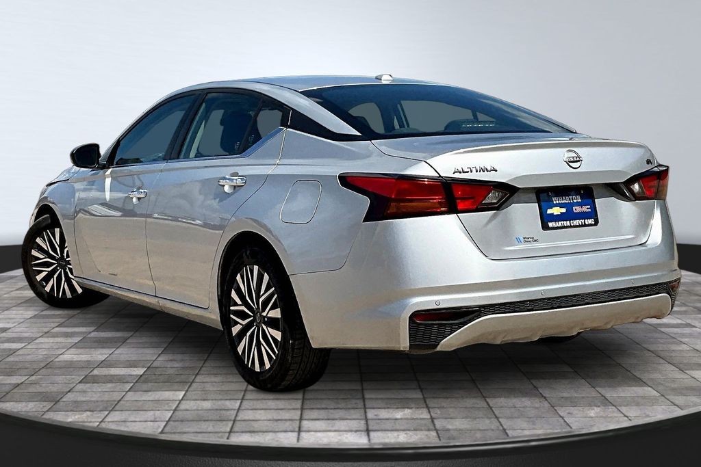 2024 Nissan Altima 2.5 SV - 3