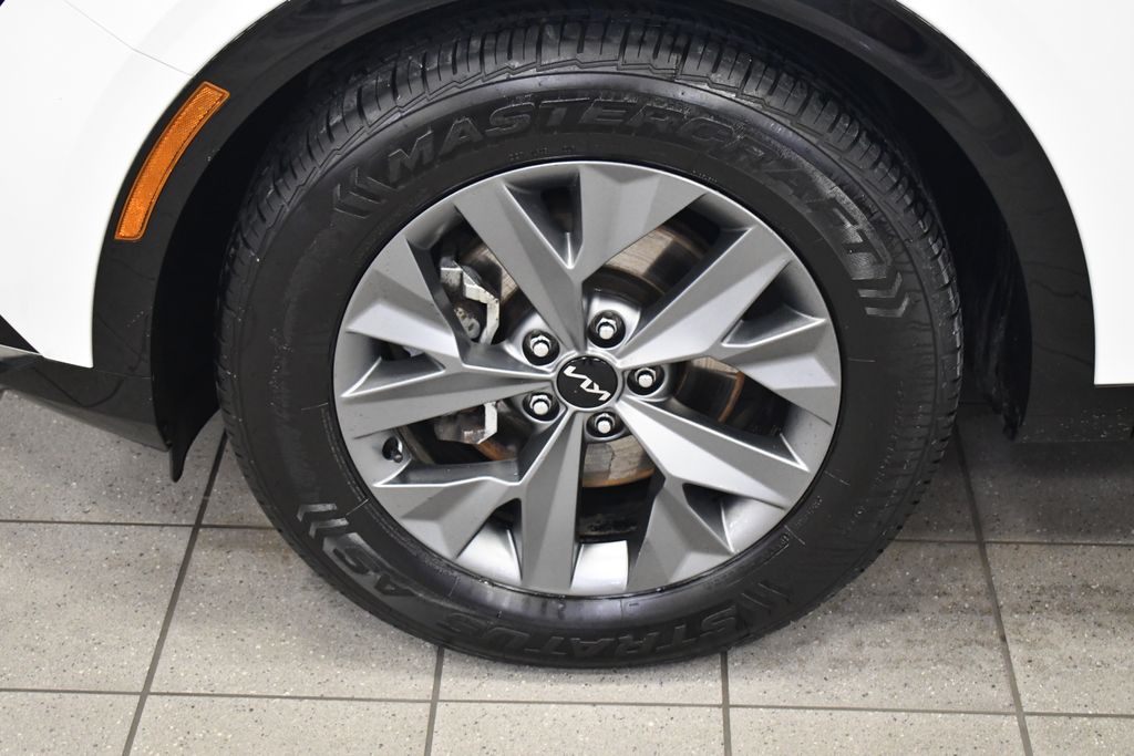 Thumbnail: 2023 Kia Sportage - 15