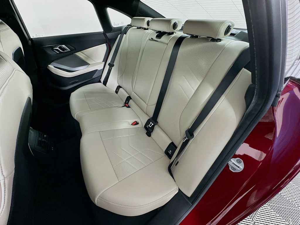 Thumbnail: 2026 BMW 2 Series - 17