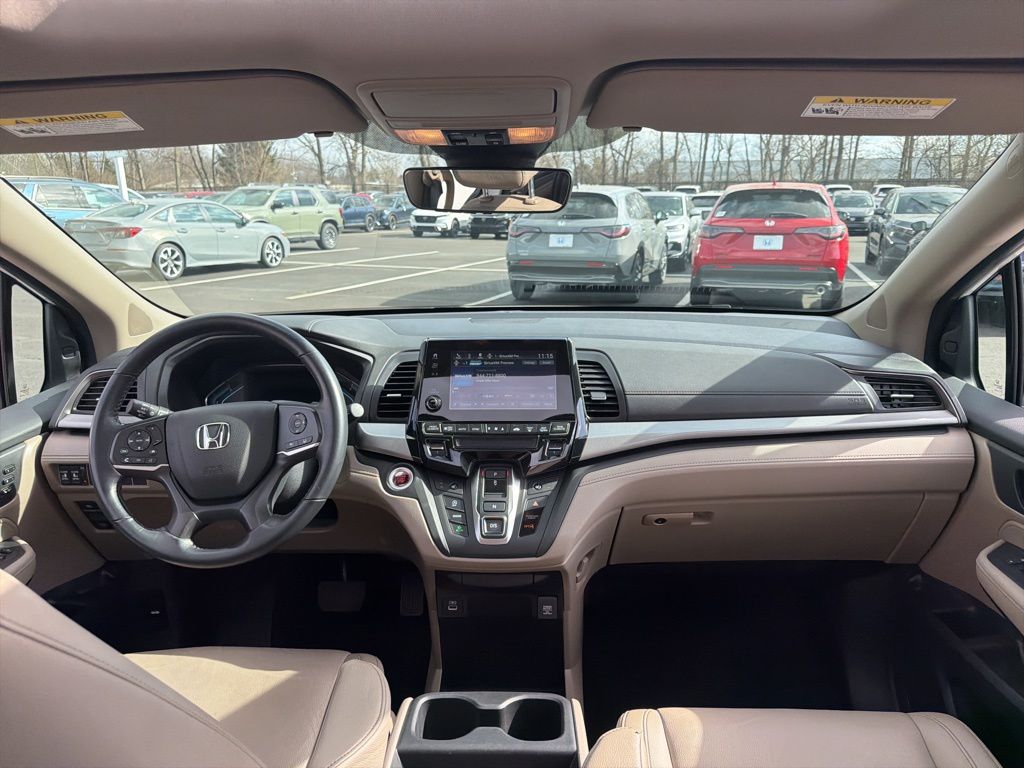 Thumbnail: 2023 Honda Odyssey - 12