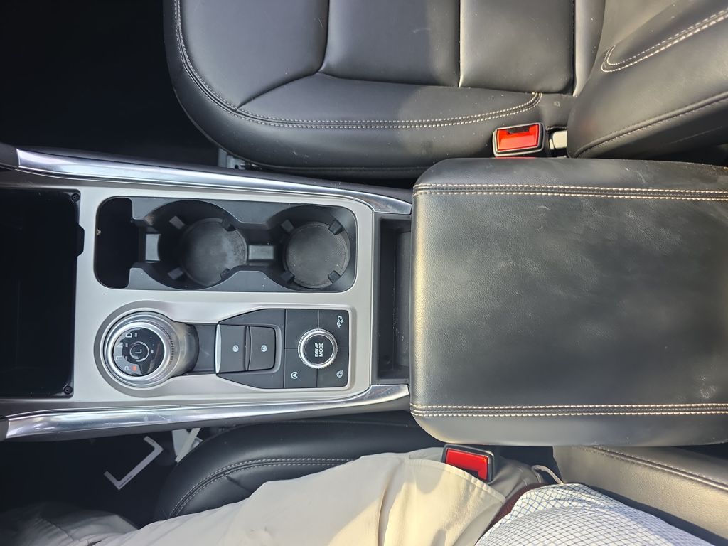 Certified Used 2024 Black Ford XLT image 33