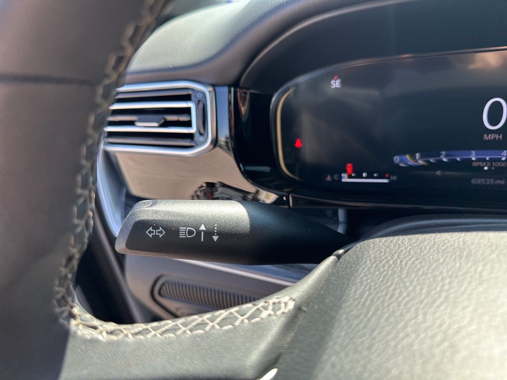 Used Car 2022 Jeep Wagoneer  Series Iii For Sale Under $50,000 In Austin, Texas