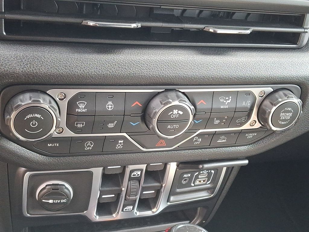 New 2026 Jeep Wrangler SUV