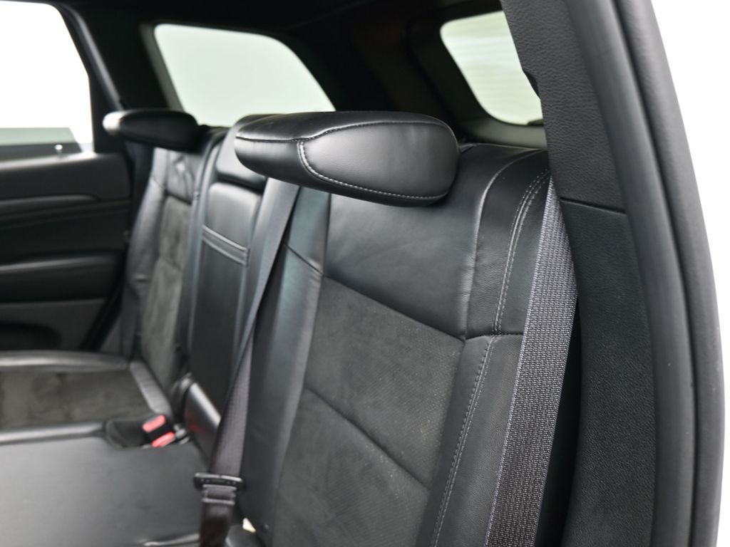 Used 2018 Bright White Clearcoat Jeep Altitude image 27