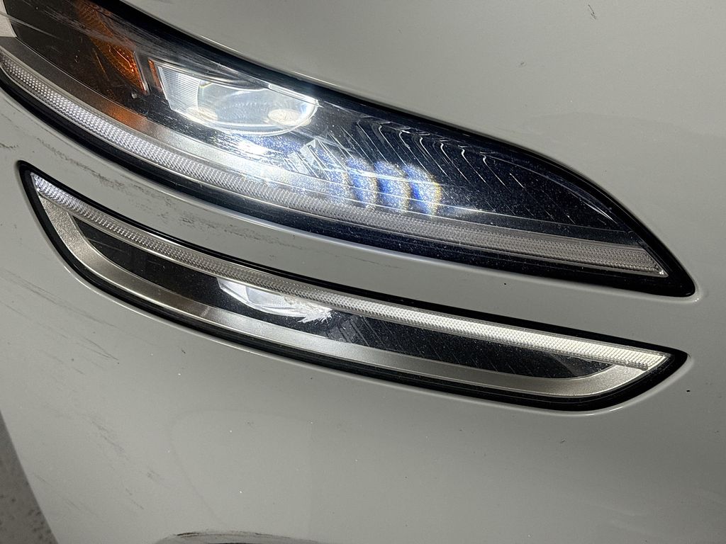 Used Car 2022 Genesis G70  3.3t For Sale Under $30,000 In Austin, Texas