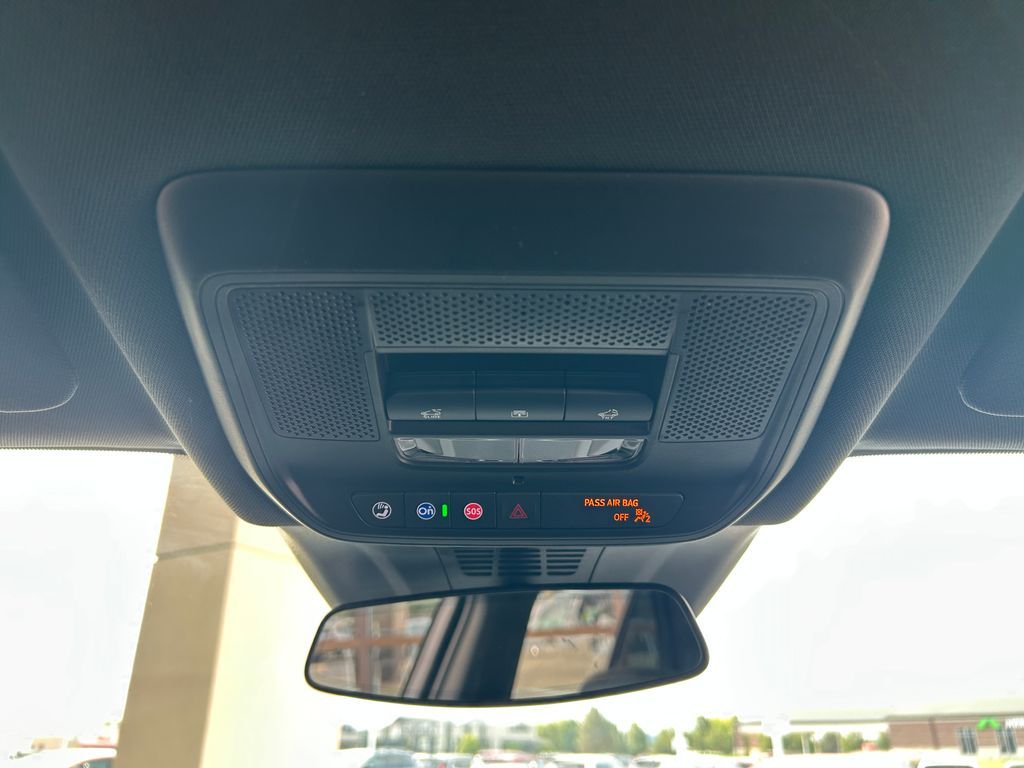 Thumbnail: 2026 Honda Prologue - 15