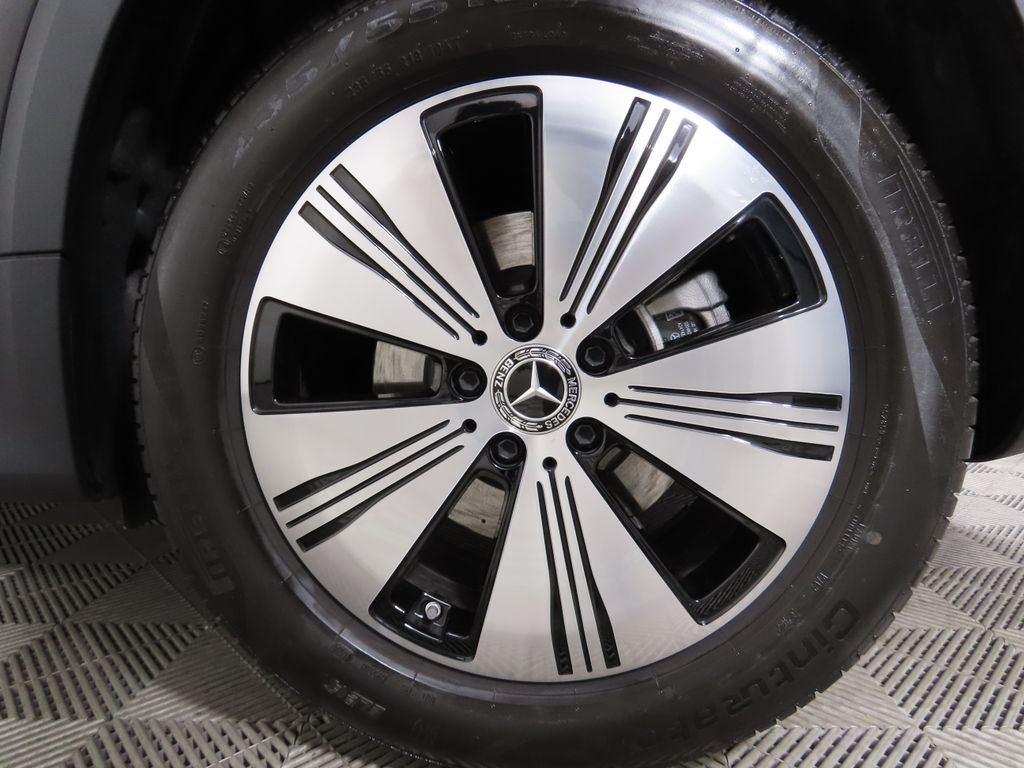2024 Mercedes-Benz EQB 250+ 32