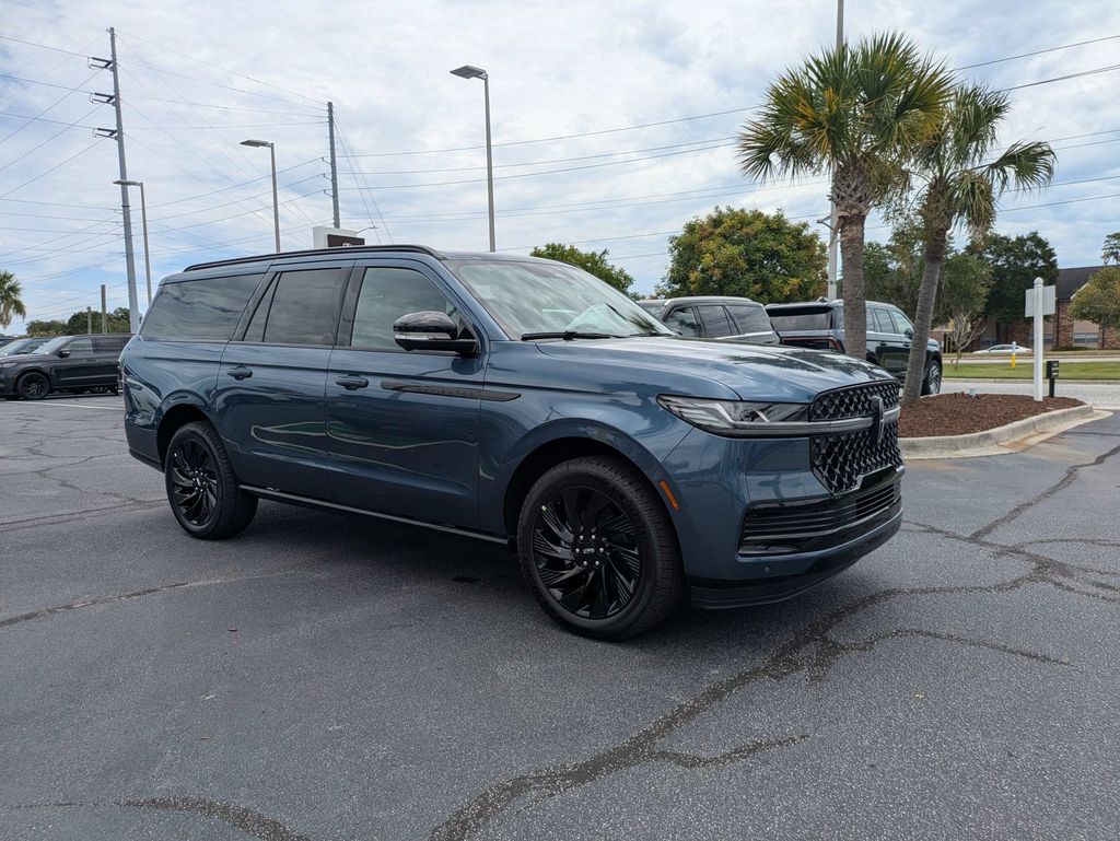 2027 Lincoln Navigator Reserve L