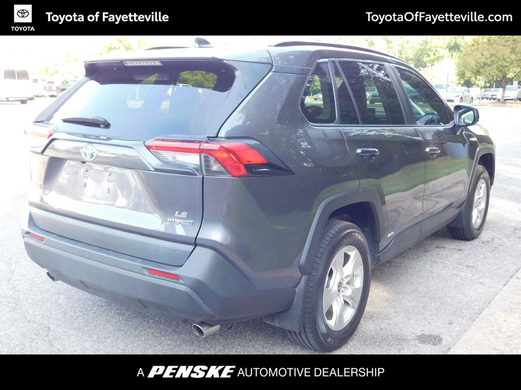 Thumbnail: 2021 Toyota RAV4 - 4