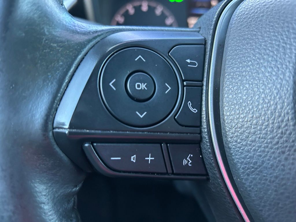 Thumbnail: 2023 Toyota Corolla - 19