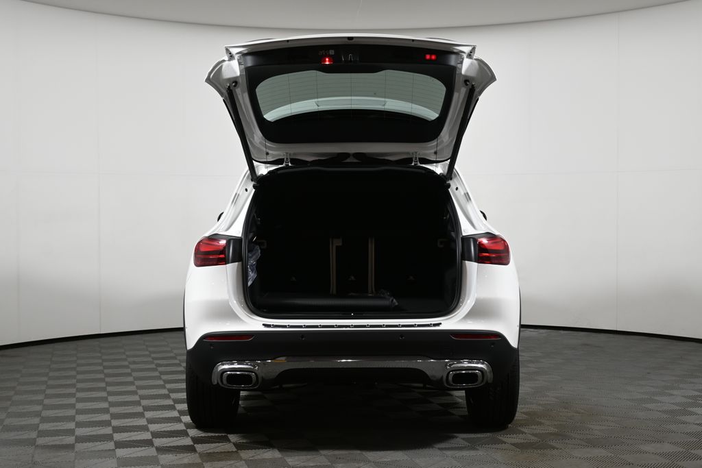 Thumbnail: 2026 Mercedes-Benz GLA - 28