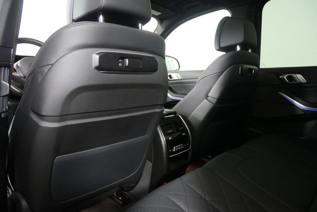 2025 BMW X5 sDrive40i 17
