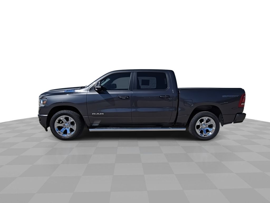 View vehicle photo 5
