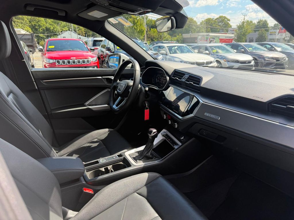 Used 2025 Audi Q3 SUV