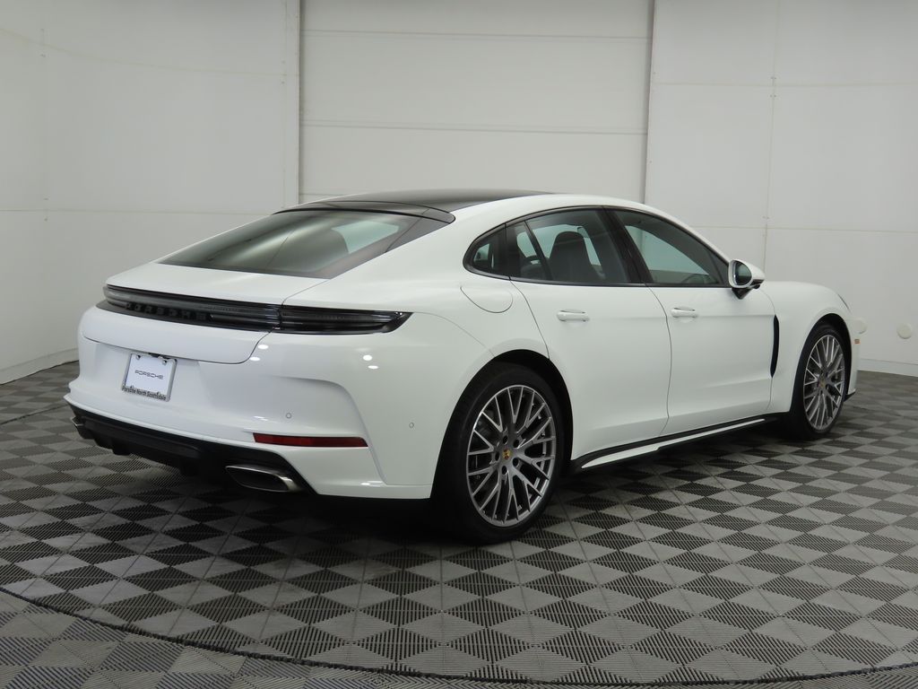 Thumbnail: 2025 Porsche Panamera - 7