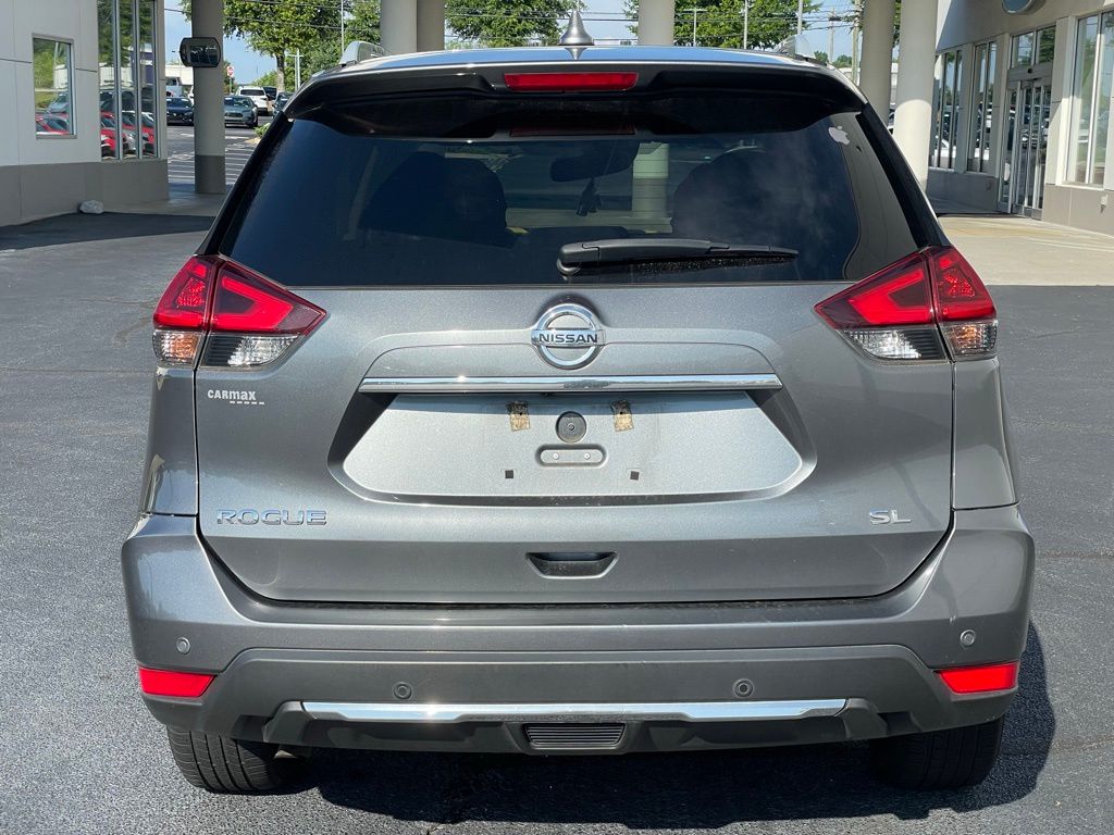 2020 Nissan Rogue SL 4