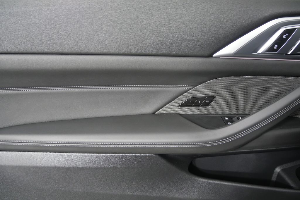 2024 BMW M4 Competition 11