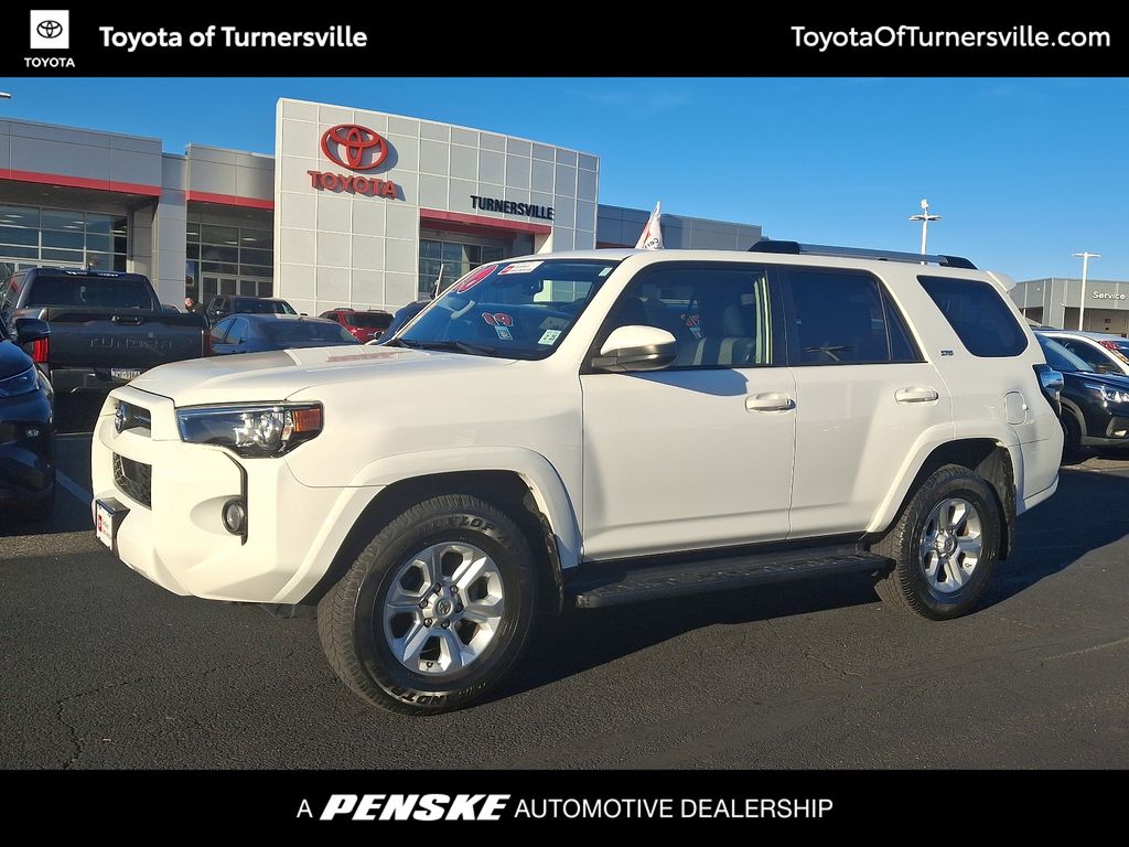 2020 Toyota 4Runner SR5 -
                Turnersville, NJ