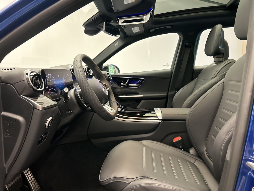 Thumbnail: 2026 Mercedes-Benz GLC - 12