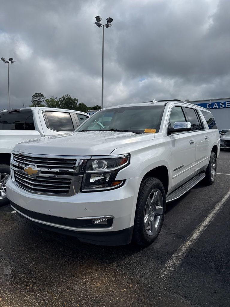 2018 Chevrolet Suburban Premier photo