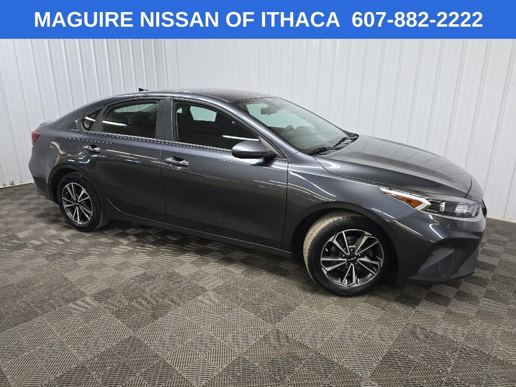 2023 Kia Forte LXS FWD