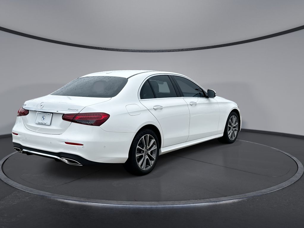 Thumbnail: 2023 Mercedes-Benz E-Class - 5