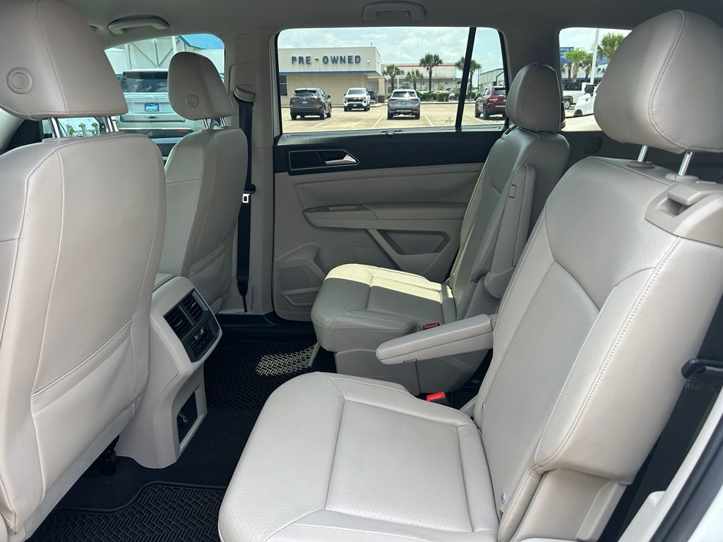 2019 Volkswagen Atlas 2.0T SE w/Technology  at Community Toyota