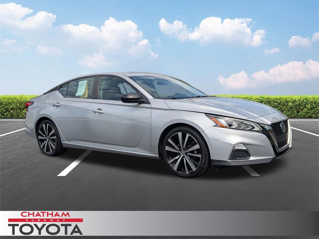 2021 Nissan Altima SR