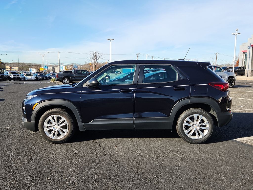 Thumbnail: 2021 Chevrolet TrailBlazer - 7