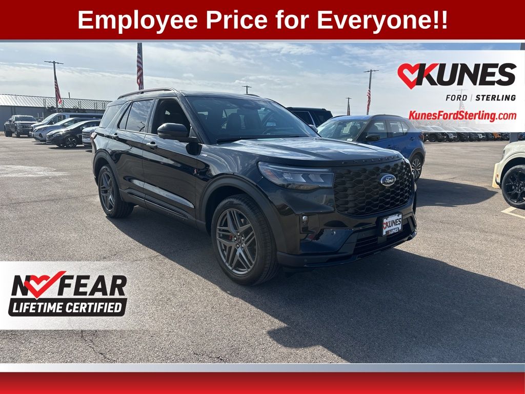 2026 Ford Explorer ST-Line AWD