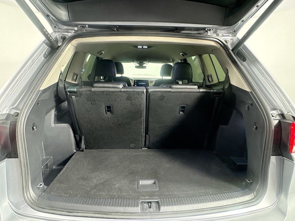 Used Car 2024 Volkswagen Atlas  2.0t Se W/technology For Sale Under $30,000 In Austin, Texas