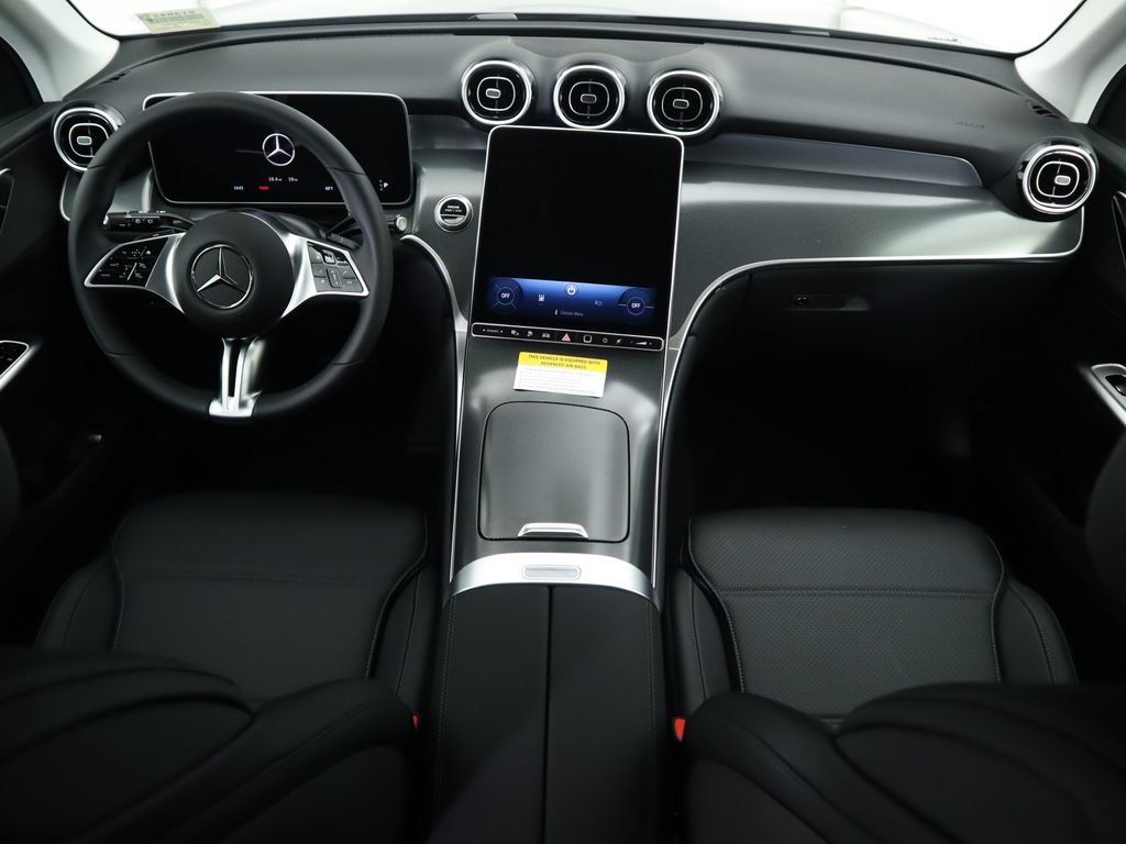 2025 Mercedes-Benz GLC 350 14