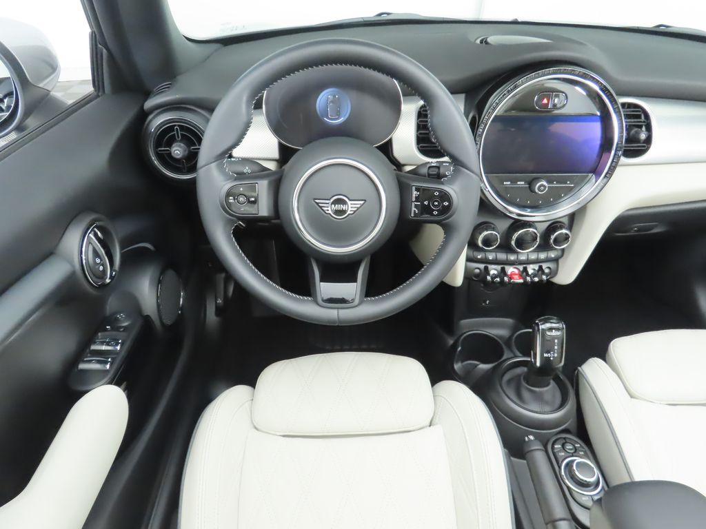 Thumbnail: 2023 MINI Cooper - 18