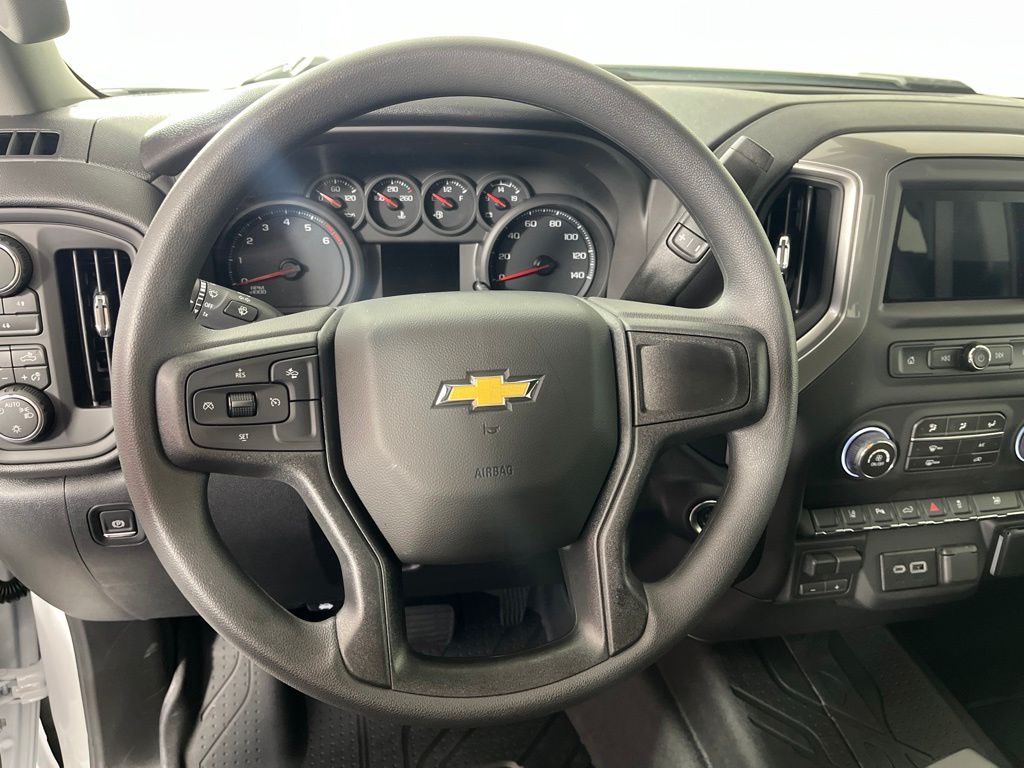 Thumbnail: 2026 Chevrolet Silverado 2500 - 28