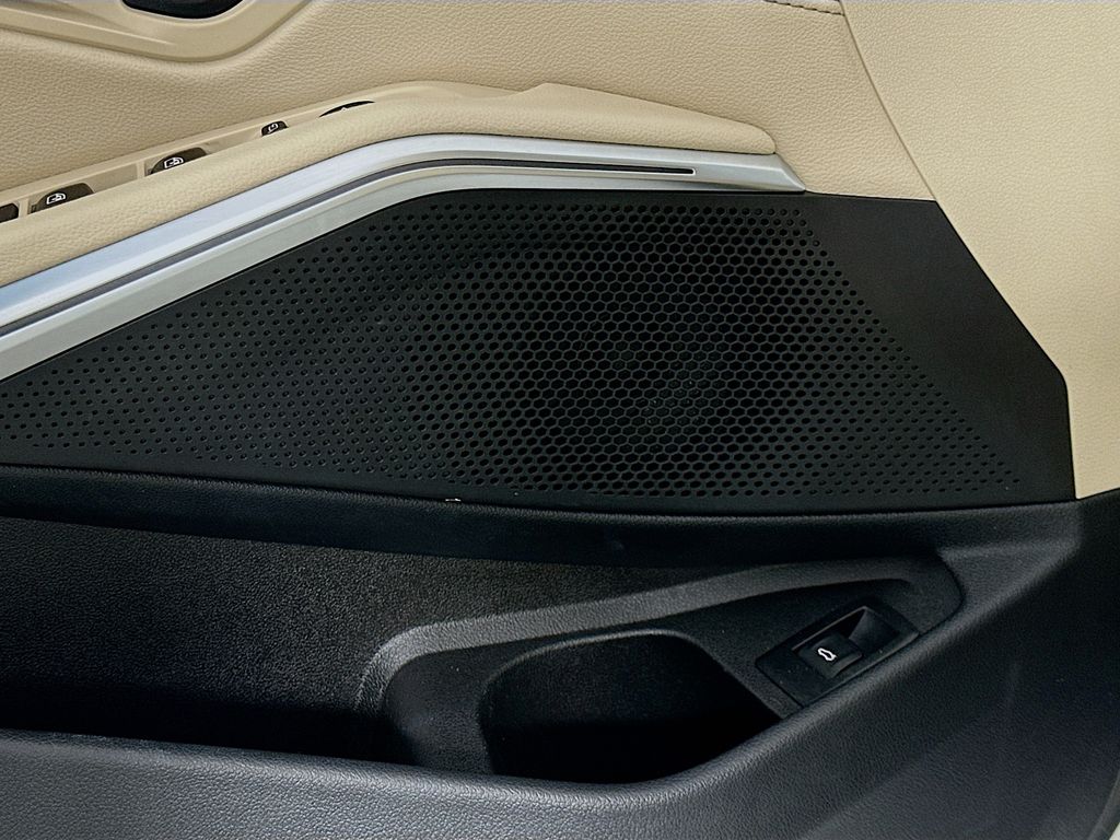 Thumbnail: 2021 BMW 3 Series - 19